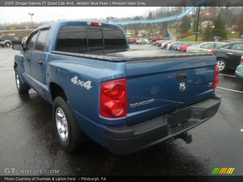 Atlantic Blue Pearl / Medium Slate Gray 2005 Dodge Dakota ST Quad Cab 4x4