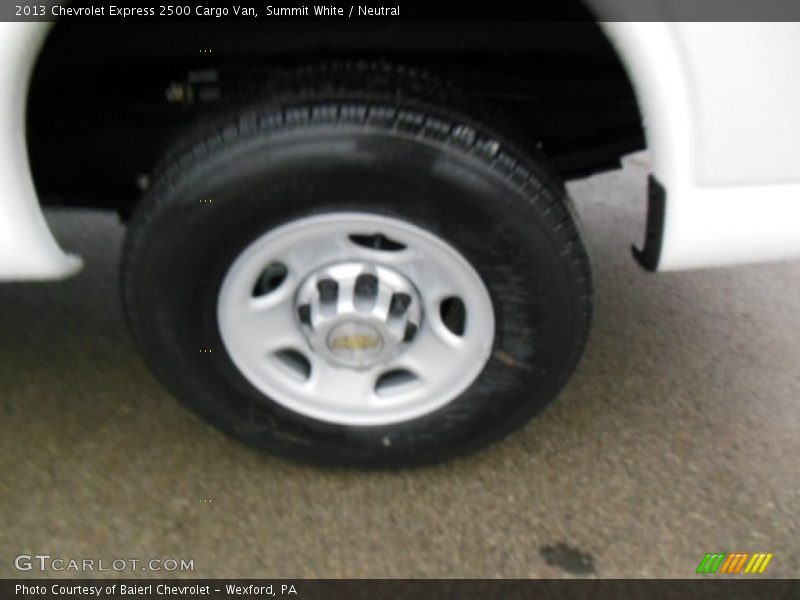 Summit White / Neutral 2013 Chevrolet Express 2500 Cargo Van