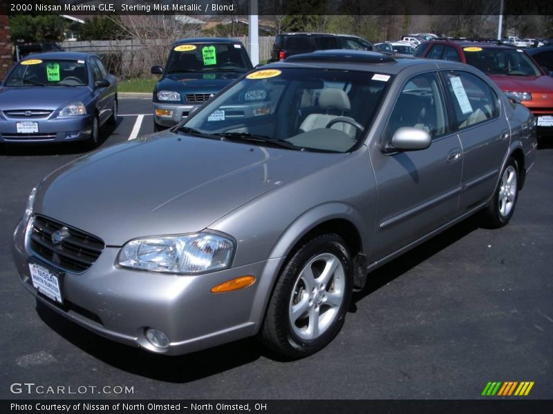 Sterling Mist Metallic / Blond 2000 Nissan Maxima GLE