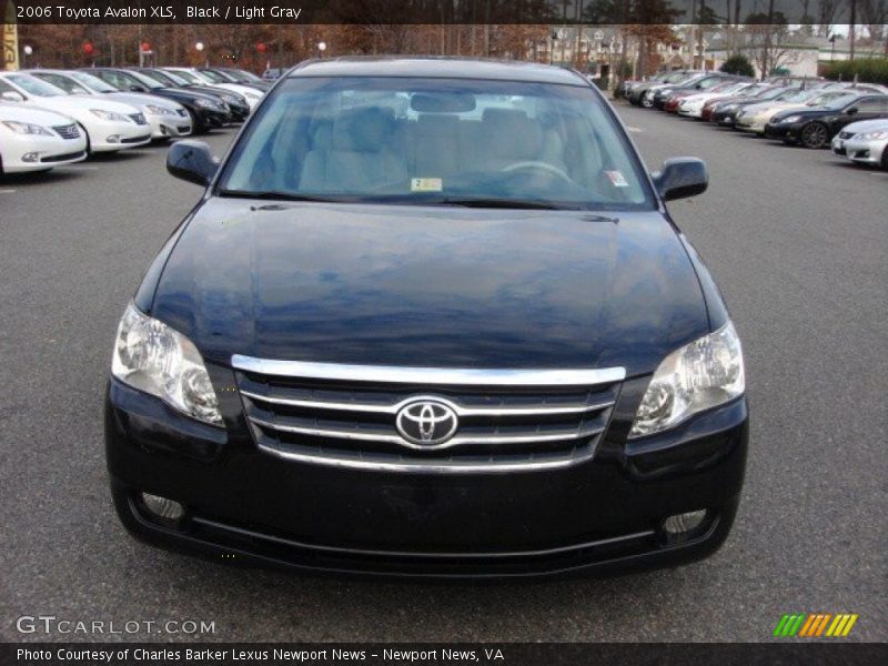 Black / Light Gray 2006 Toyota Avalon XLS