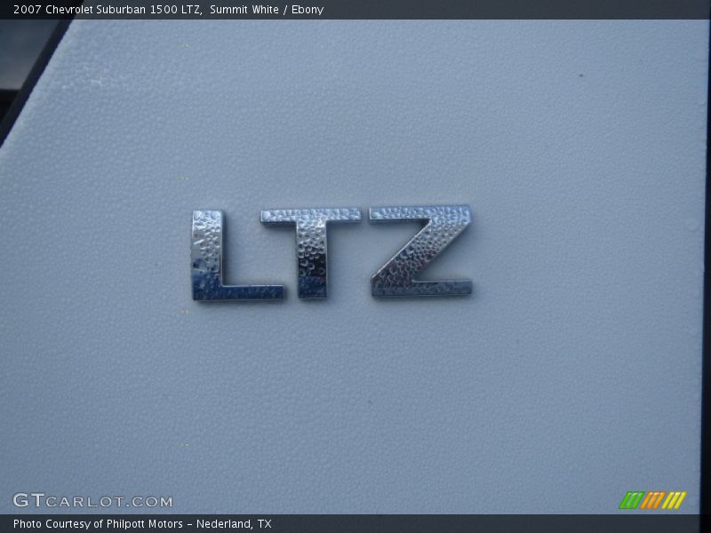 Summit White / Ebony 2007 Chevrolet Suburban 1500 LTZ