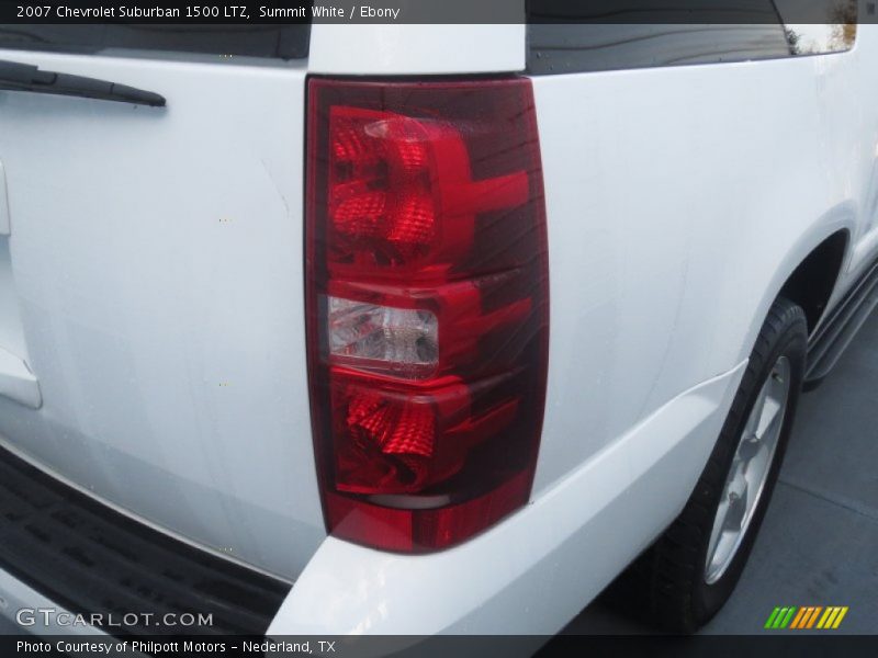 Summit White / Ebony 2007 Chevrolet Suburban 1500 LTZ