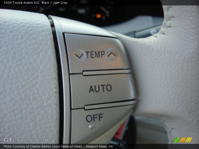 Black / Light Gray 2006 Toyota Avalon XLS