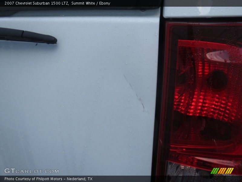Summit White / Ebony 2007 Chevrolet Suburban 1500 LTZ