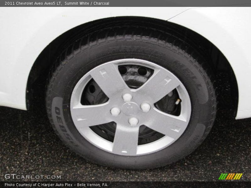 Summit White / Charcoal 2011 Chevrolet Aveo Aveo5 LT