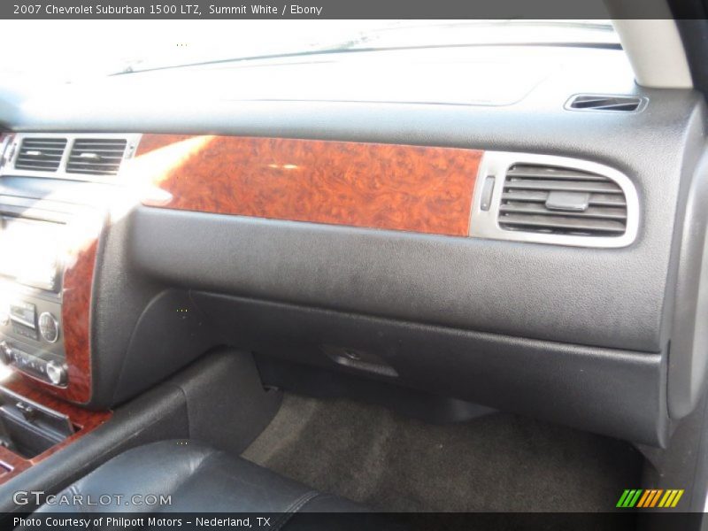 Summit White / Ebony 2007 Chevrolet Suburban 1500 LTZ