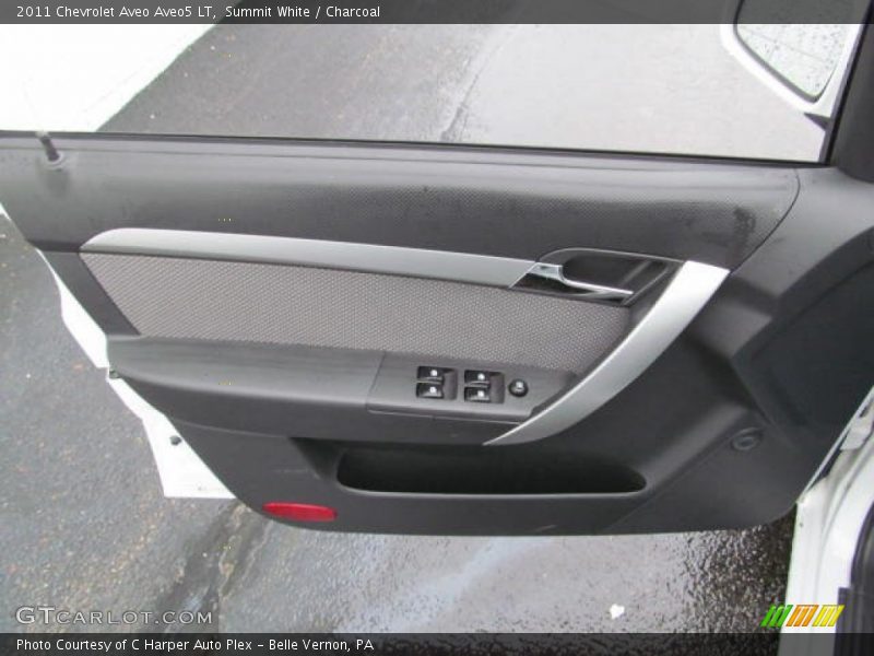 Summit White / Charcoal 2011 Chevrolet Aveo Aveo5 LT