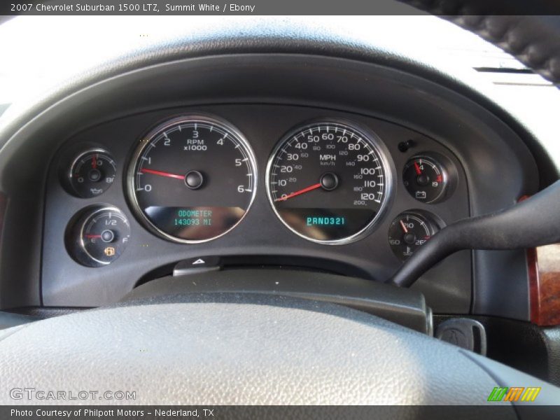 Summit White / Ebony 2007 Chevrolet Suburban 1500 LTZ