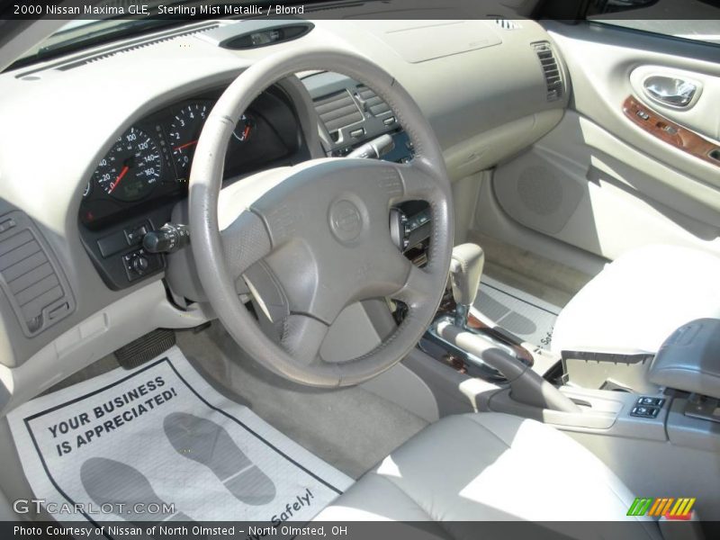 Sterling Mist Metallic / Blond 2000 Nissan Maxima GLE