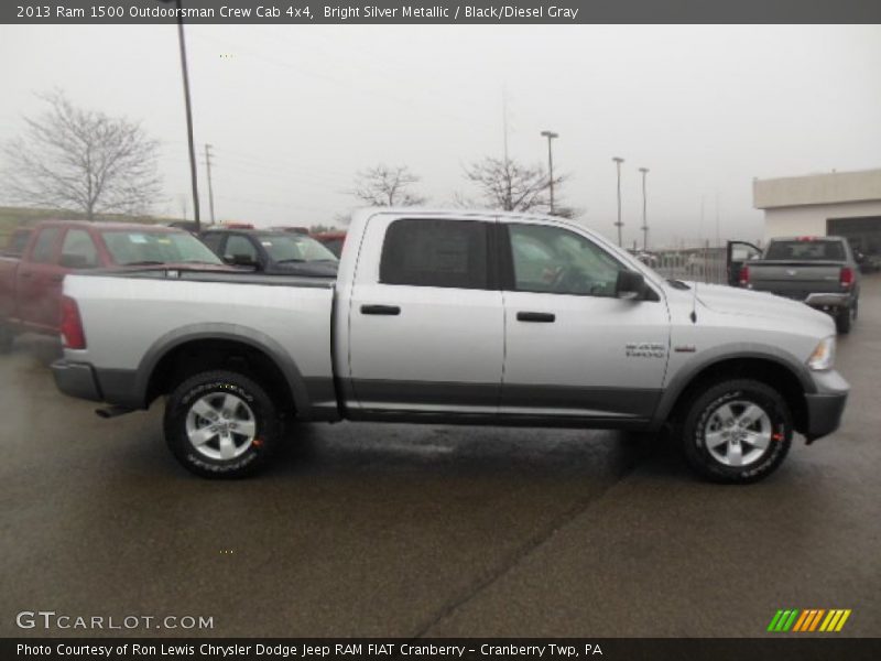 Bright Silver Metallic / Black/Diesel Gray 2013 Ram 1500 Outdoorsman Crew Cab 4x4