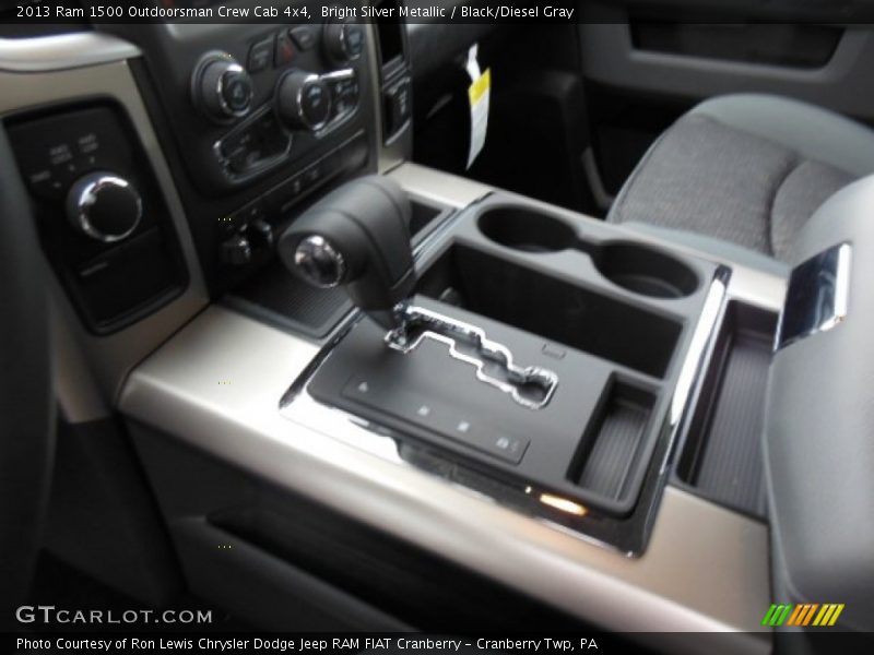 Bright Silver Metallic / Black/Diesel Gray 2013 Ram 1500 Outdoorsman Crew Cab 4x4