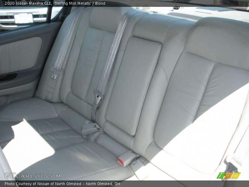Sterling Mist Metallic / Blond 2000 Nissan Maxima GLE