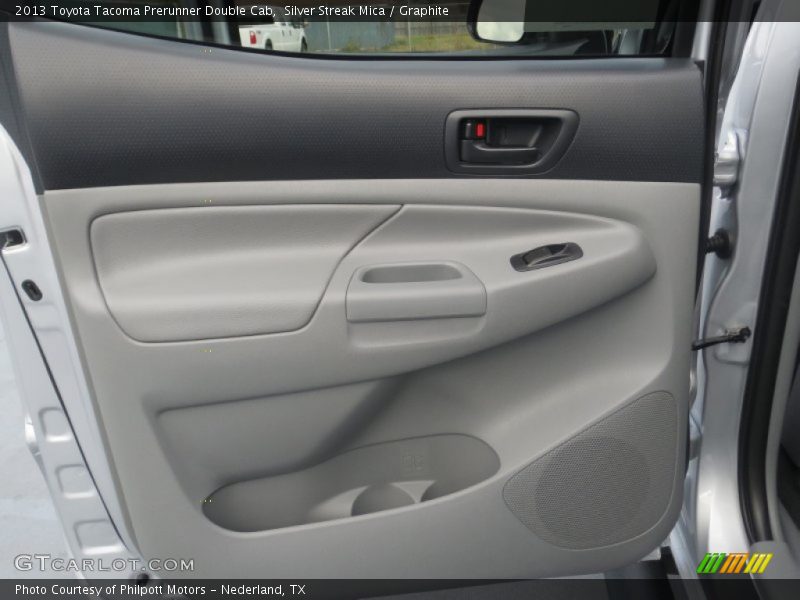 Silver Streak Mica / Graphite 2013 Toyota Tacoma Prerunner Double Cab