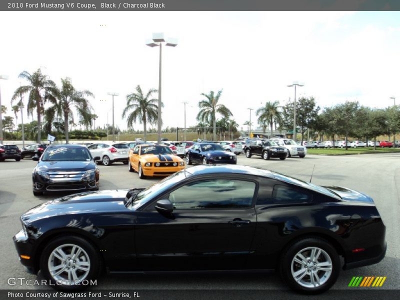 Black / Charcoal Black 2010 Ford Mustang V6 Coupe