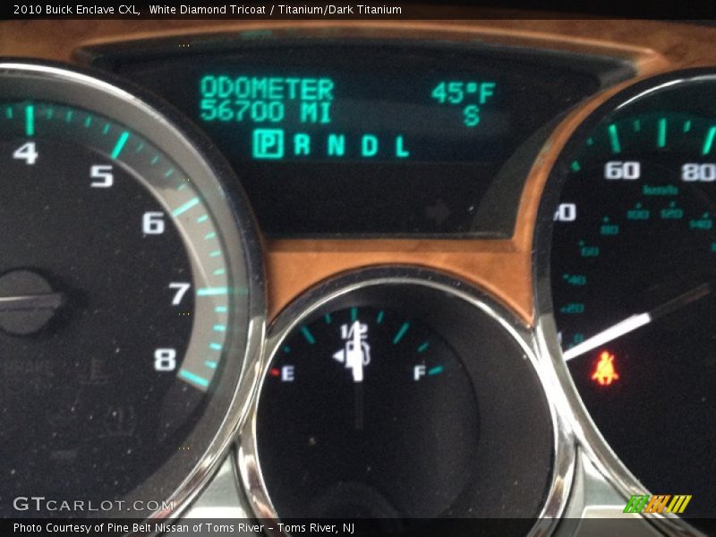 White Diamond Tricoat / Titanium/Dark Titanium 2010 Buick Enclave CXL