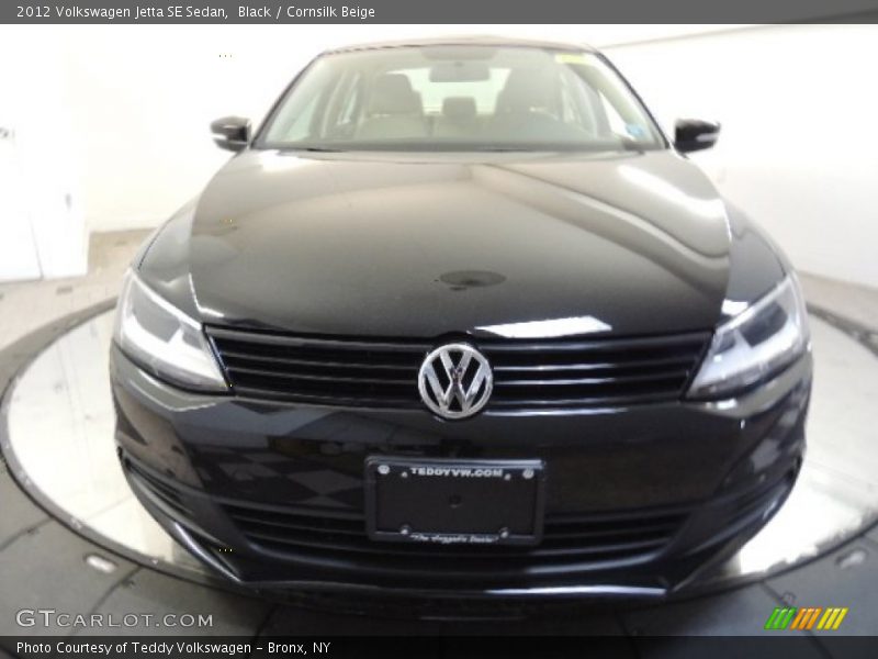 Black / Cornsilk Beige 2012 Volkswagen Jetta SE Sedan