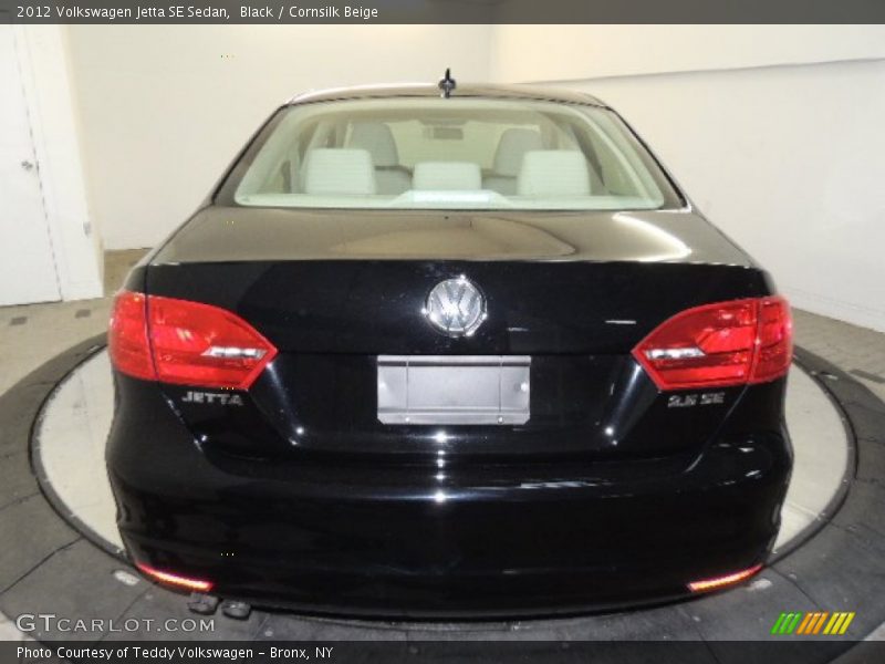 Black / Cornsilk Beige 2012 Volkswagen Jetta SE Sedan