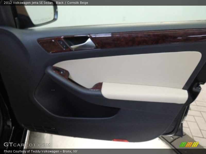 Black / Cornsilk Beige 2012 Volkswagen Jetta SE Sedan