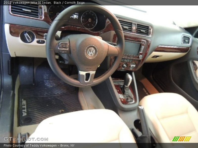 Black / Cornsilk Beige 2012 Volkswagen Jetta SE Sedan