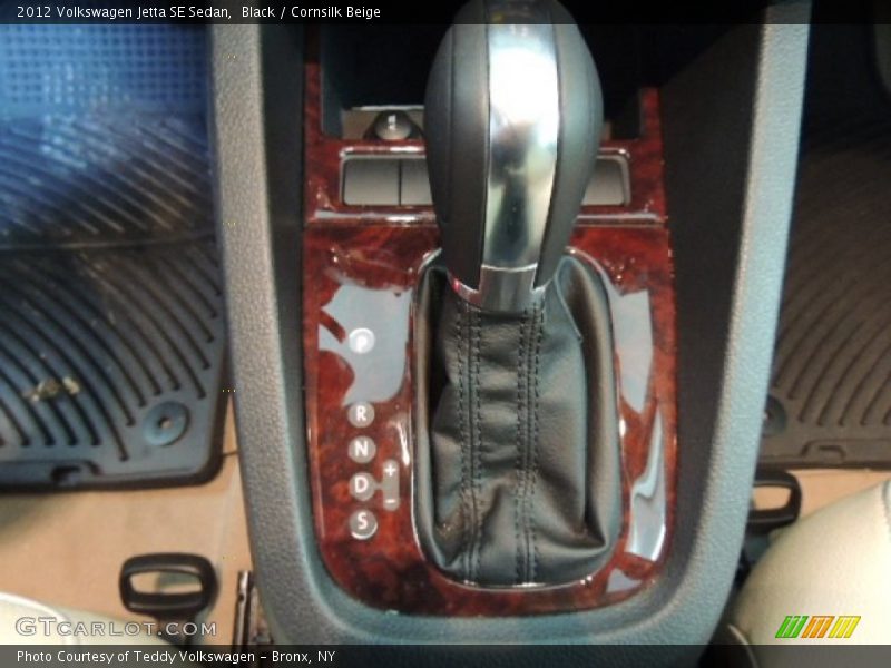 Black / Cornsilk Beige 2012 Volkswagen Jetta SE Sedan