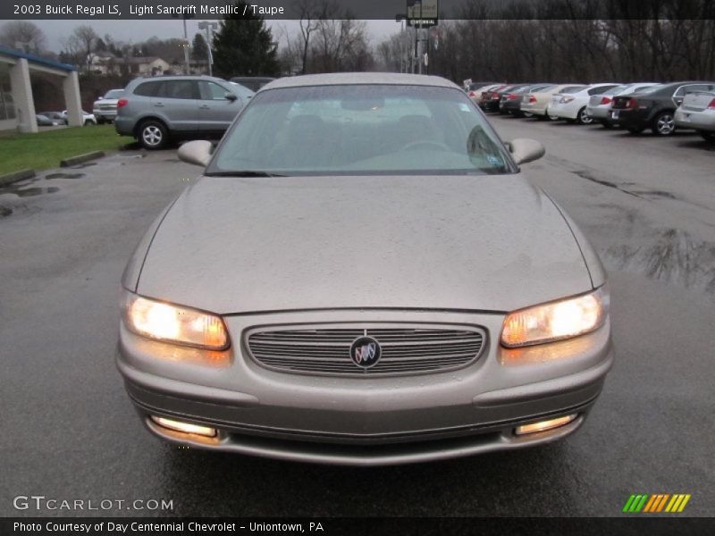 Light Sandrift Metallic / Taupe 2003 Buick Regal LS
