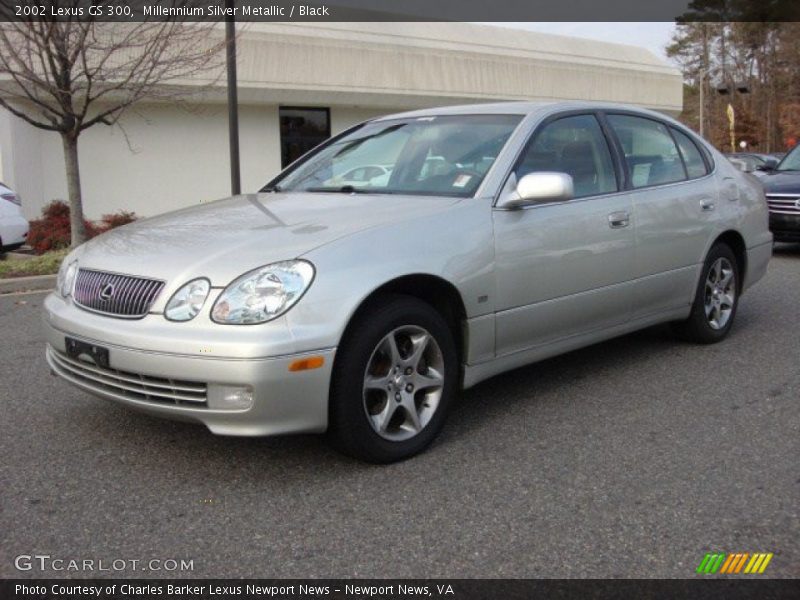 Front 3/4 View of 2002 GS 300