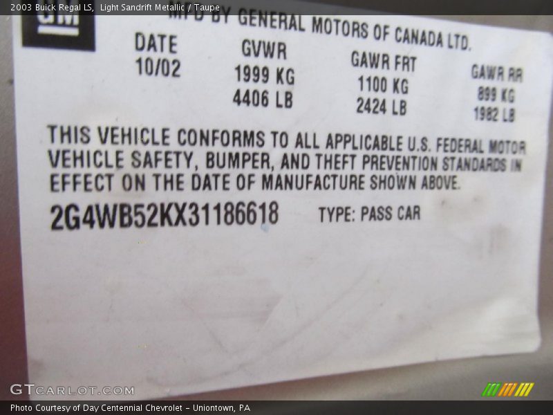 Light Sandrift Metallic / Taupe 2003 Buick Regal LS