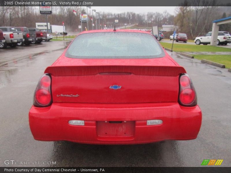 Victory Red / Ebony 2005 Chevrolet Monte Carlo LS