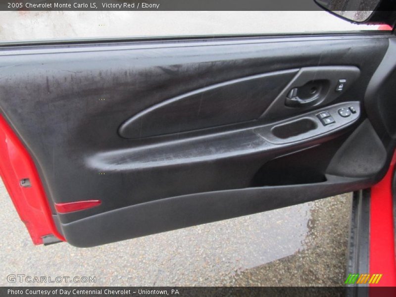 Victory Red / Ebony 2005 Chevrolet Monte Carlo LS