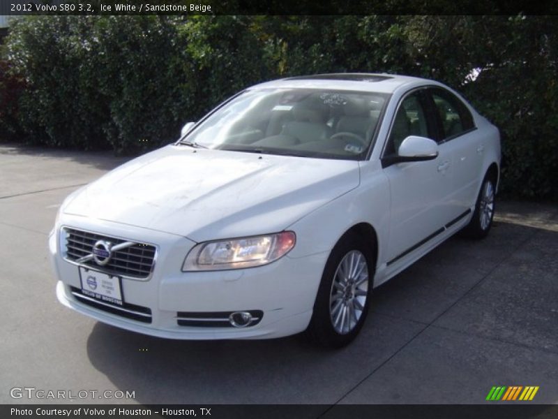 Ice White / Sandstone Beige 2012 Volvo S80 3.2