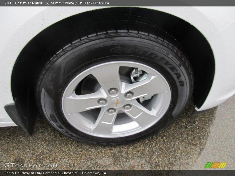 Summit White / Jet Black/Titanium 2013 Chevrolet Malibu LS