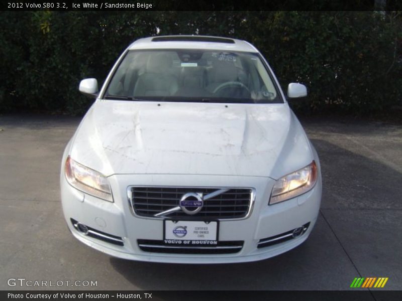 Ice White / Sandstone Beige 2012 Volvo S80 3.2