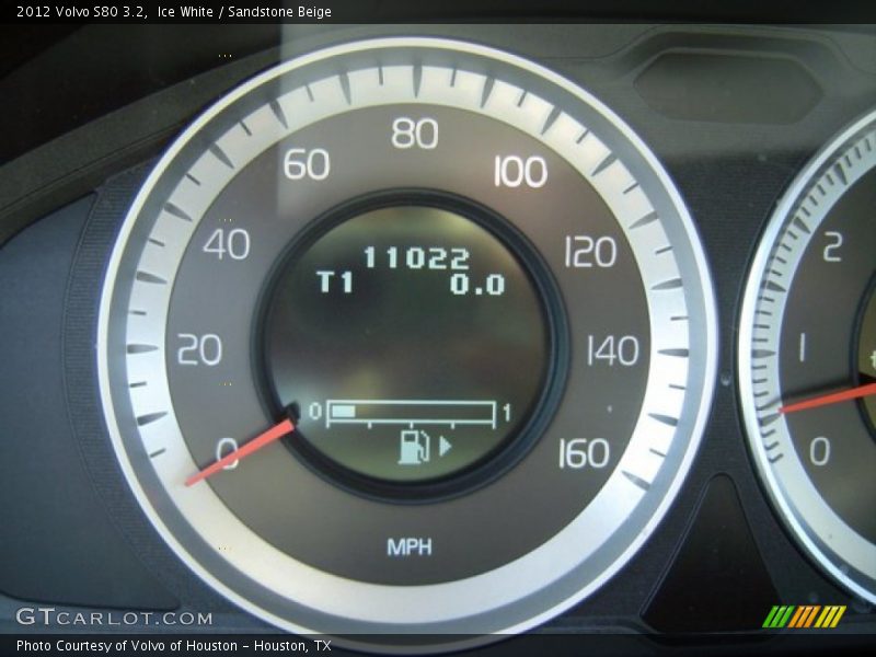 Ice White / Sandstone Beige 2012 Volvo S80 3.2