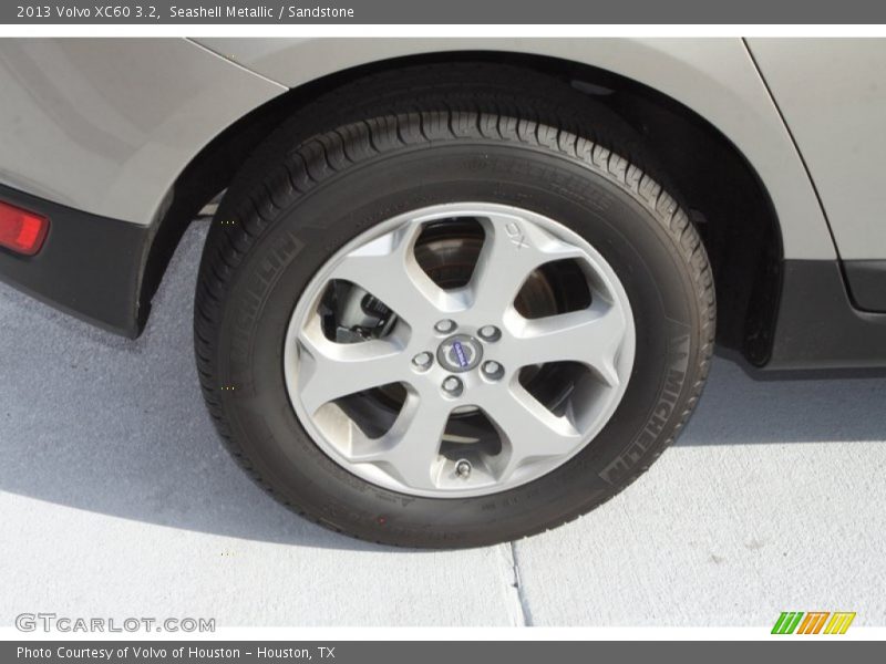 Seashell Metallic / Sandstone 2013 Volvo XC60 3.2