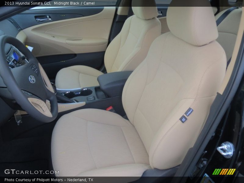 Front Seat of 2013 Sonata GLS