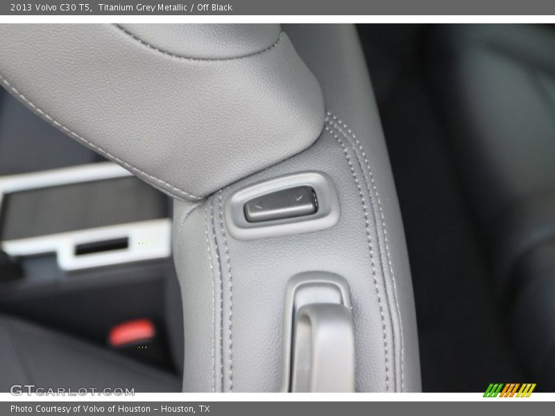 Titanium Grey Metallic / Off Black 2013 Volvo C30 T5