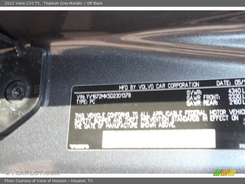 Titanium Grey Metallic / Off Black 2013 Volvo C30 T5