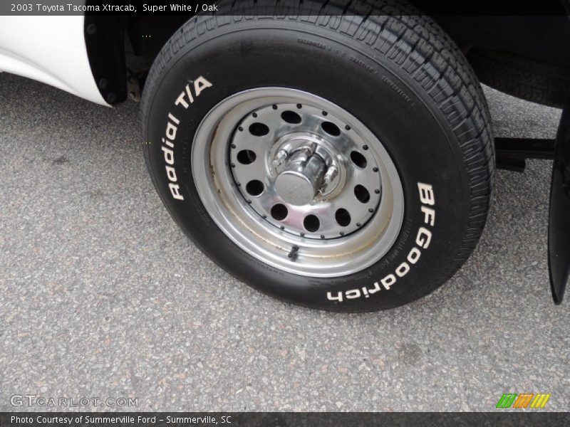 Super White / Oak 2003 Toyota Tacoma Xtracab