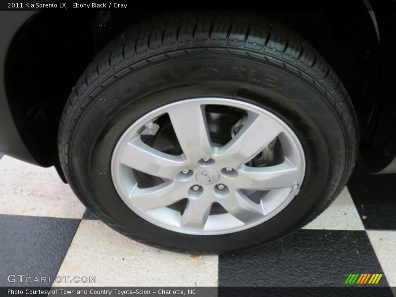 Ebony Black / Gray 2011 Kia Sorento LX