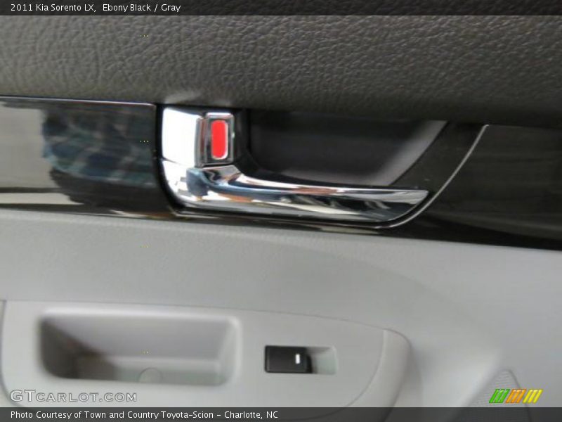 Ebony Black / Gray 2011 Kia Sorento LX