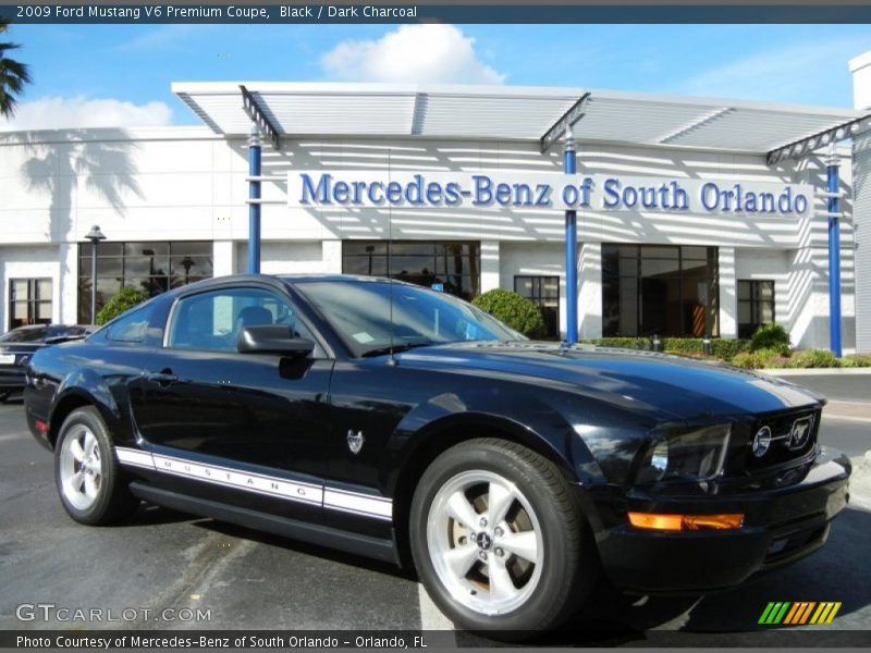 Black / Dark Charcoal 2009 Ford Mustang V6 Premium Coupe