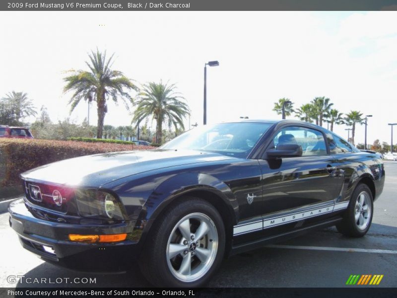 Black / Dark Charcoal 2009 Ford Mustang V6 Premium Coupe