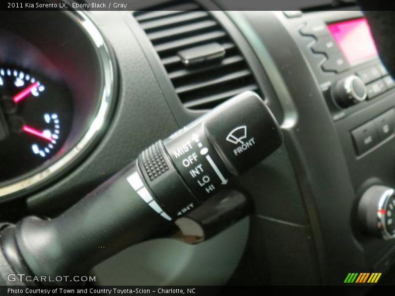 Ebony Black / Gray 2011 Kia Sorento LX