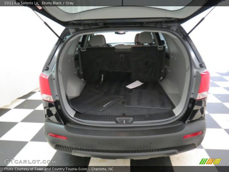 Ebony Black / Gray 2011 Kia Sorento LX