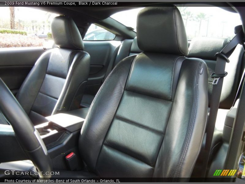 Black / Dark Charcoal 2009 Ford Mustang V6 Premium Coupe