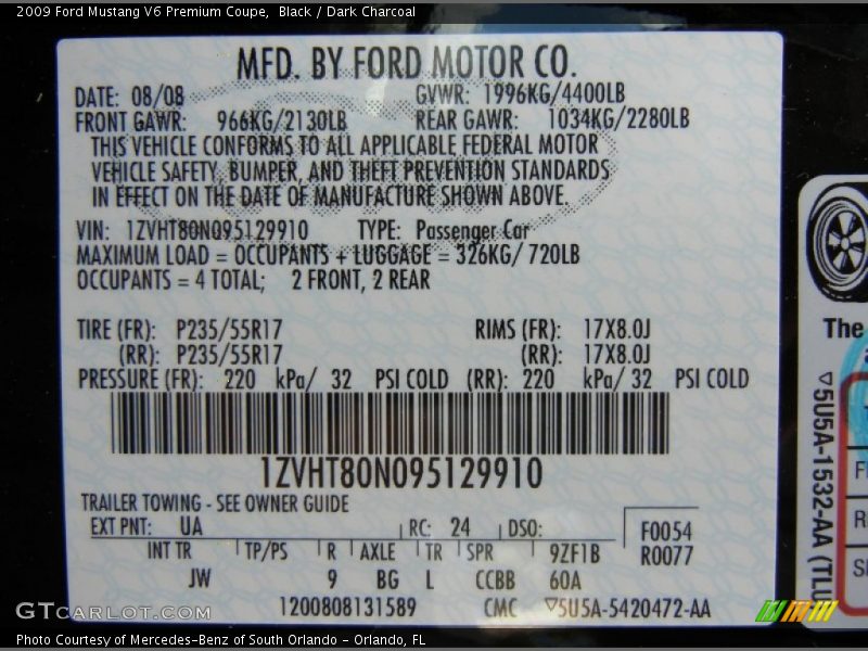 Black / Dark Charcoal 2009 Ford Mustang V6 Premium Coupe