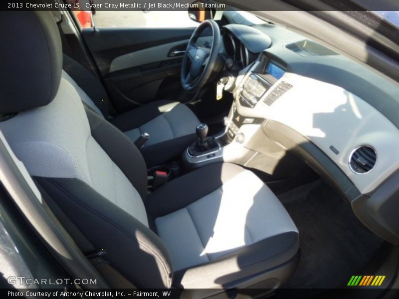 Cyber Gray Metallic / Jet Black/Medium Titanium 2013 Chevrolet Cruze LS