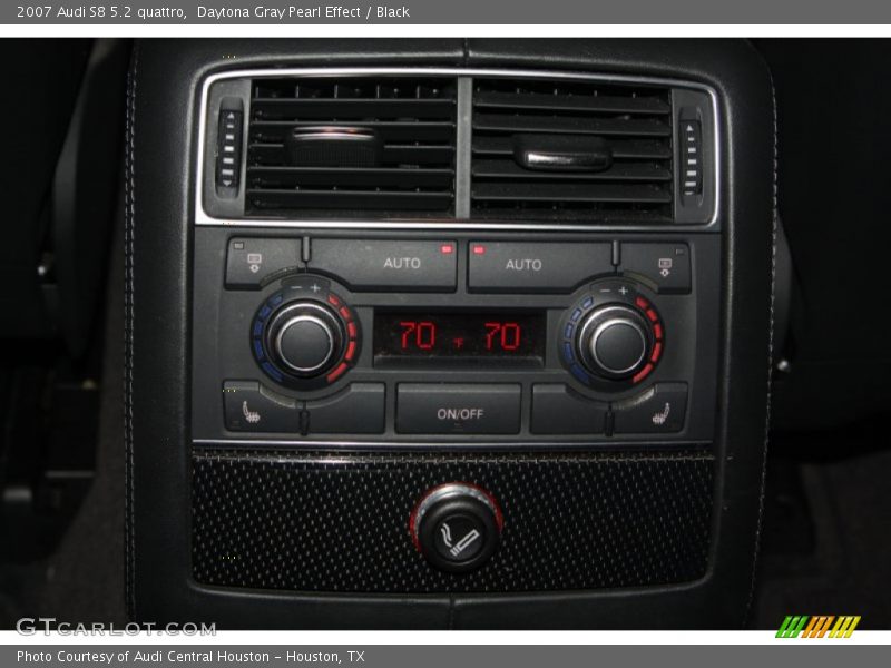 Daytona Gray Pearl Effect / Black 2007 Audi S8 5.2 quattro