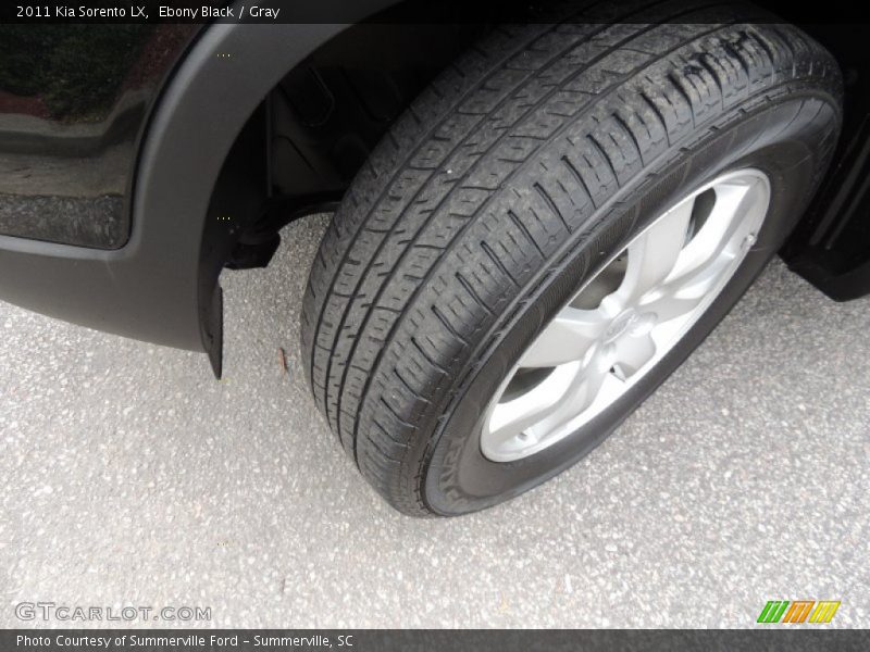 Ebony Black / Gray 2011 Kia Sorento LX
