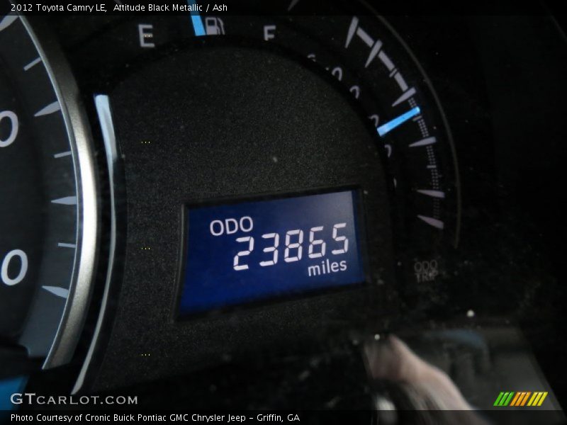 Attitude Black Metallic / Ash 2012 Toyota Camry LE